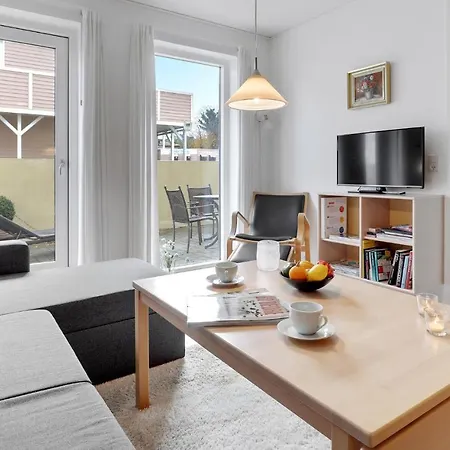 דירה Stunning In With Kitchen