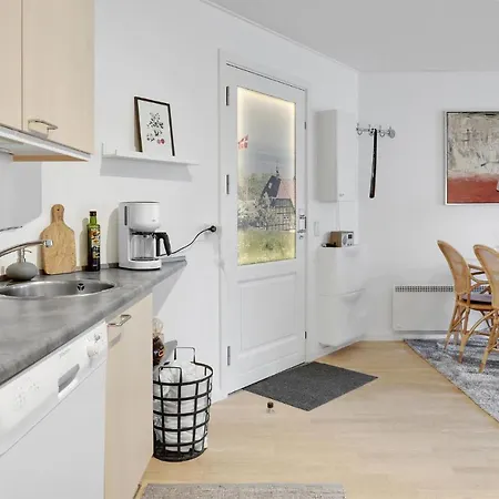 Stunning In With Kitchen *